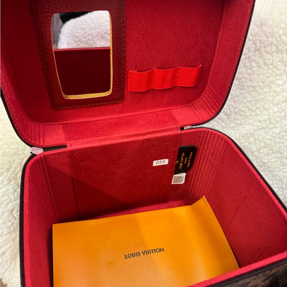 Source Unknown Brown Checkered Luggage Set - Picture 2 of 3